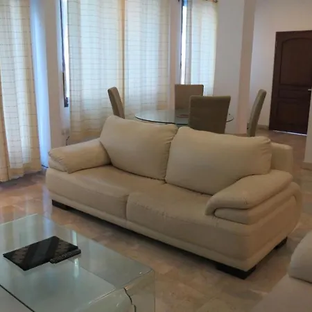 Beachfront Suite Alit