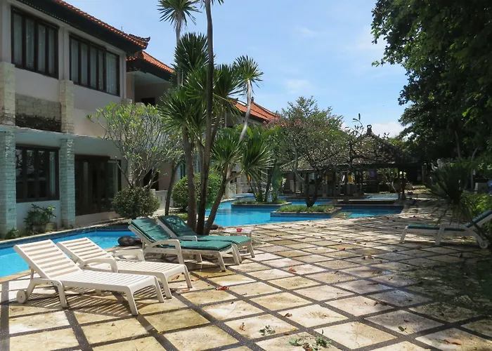 Hotel Beachfront Alit 3*