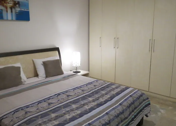 Hotel Beachfront Alit